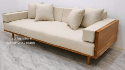 rekomendasi sofa kayu